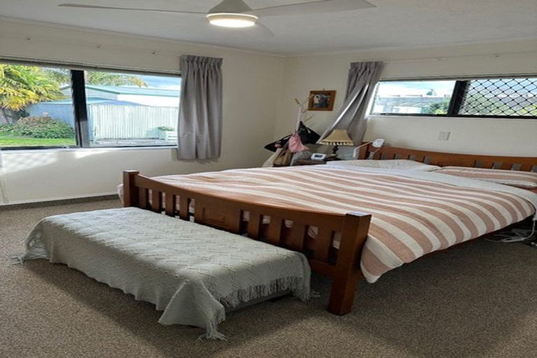 Photo of property in 172a Guppy Road, Taradale, Napier, 4112