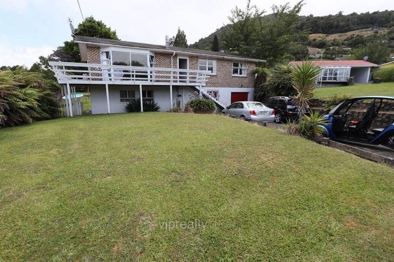 Photo of property in 5 Henry Street, Western Heights, Rotorua, 3015