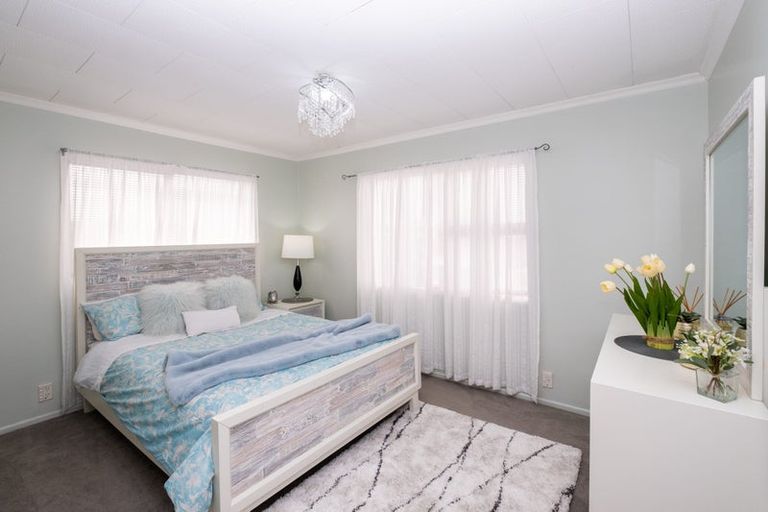 Photo of property in 142 Parklands Avenue, Bell Block, New Plymouth, 4312