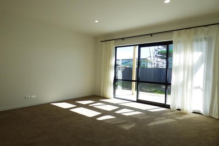 Photo of property in 14 Grey Warbler Road, Hobsonville, Auckland, 0616