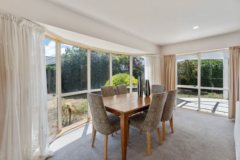 Photo of property in 166 Queenspark Drive, Parklands, Christchurch, 8083