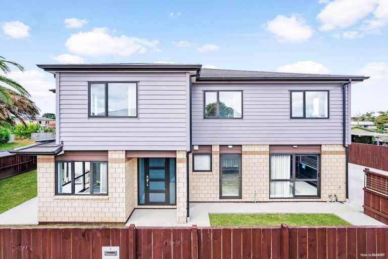 Photo of property in 7a Sturdee Road, Manurewa, Auckland, 2102