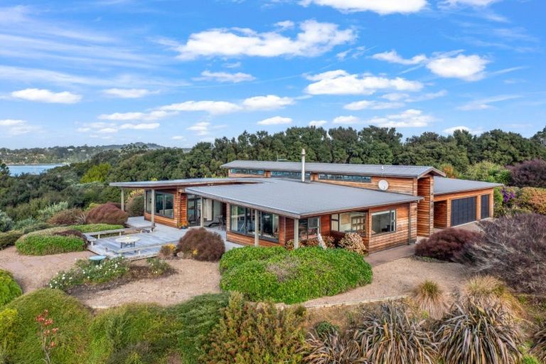 Photo of property in 641 Pukapuka Road, Pohuehue, Warkworth, 0983