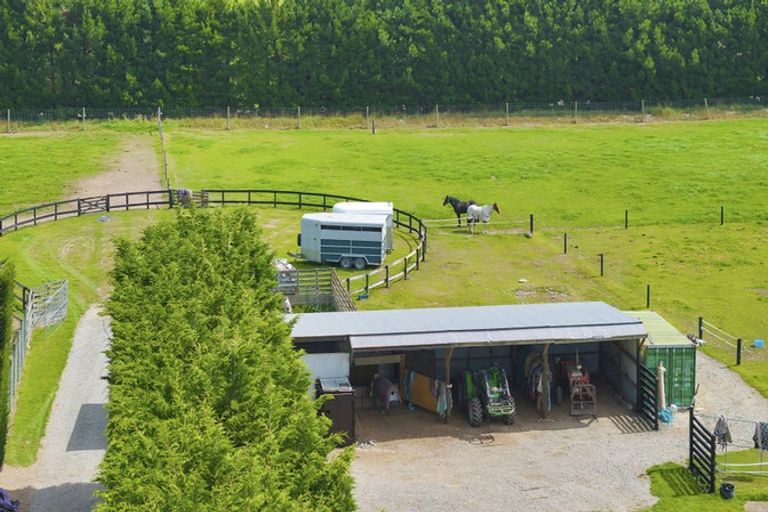 Photo of property in 1217 Hoskyns Road, Kirwee, Christchurch, 7671