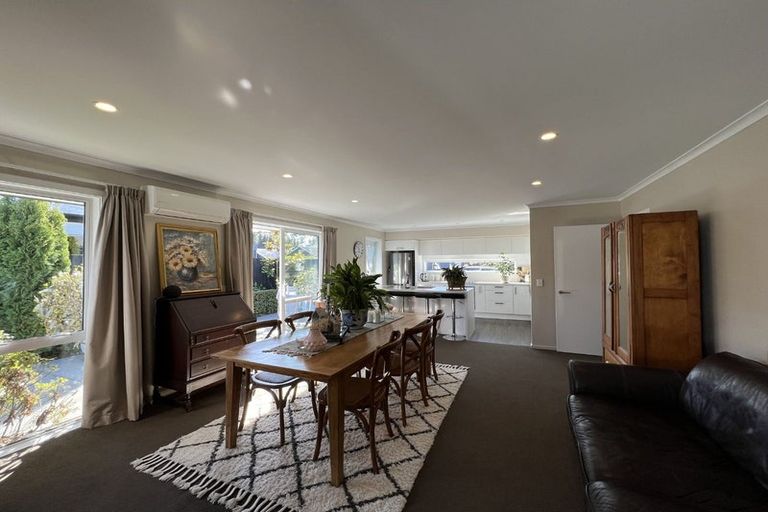 Photo of property in 48 Dunlops Crescent, Marshland, Christchurch, 8083