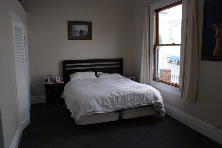 Photo of property in 1 Caroline Street, Mount Victoria, Wellington, 6011