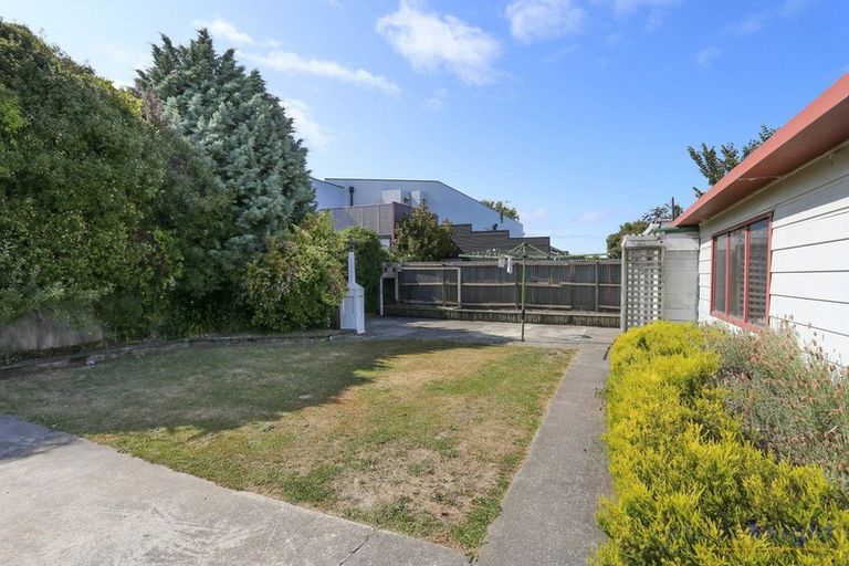 Photo of property in 4 Haynes Avenue, Upper Riccarton, Christchurch, 8041