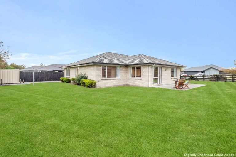 Photo of property in 8 Marble Court, Rolleston, 7614