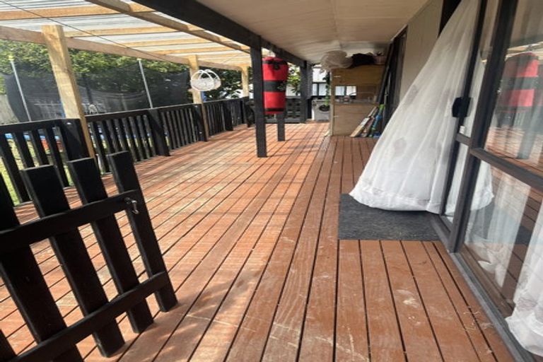 Photo of property in 2/25 Nearco Street, Randwick Park, Auckland, 2105