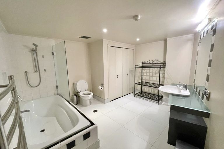 Photo of property in Dominion Apartments, 6/80 Victoria Street, Wellington Central, Wellington, 6011