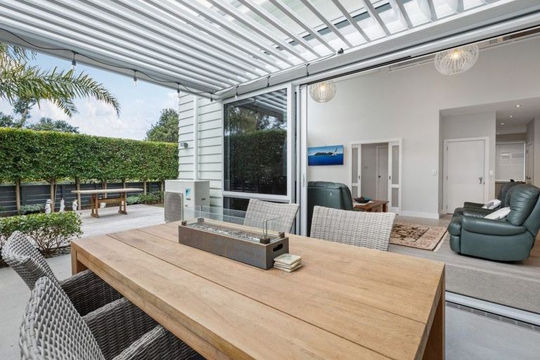 Photo of property in 7 Ian Place, Waihi Beach, 3611