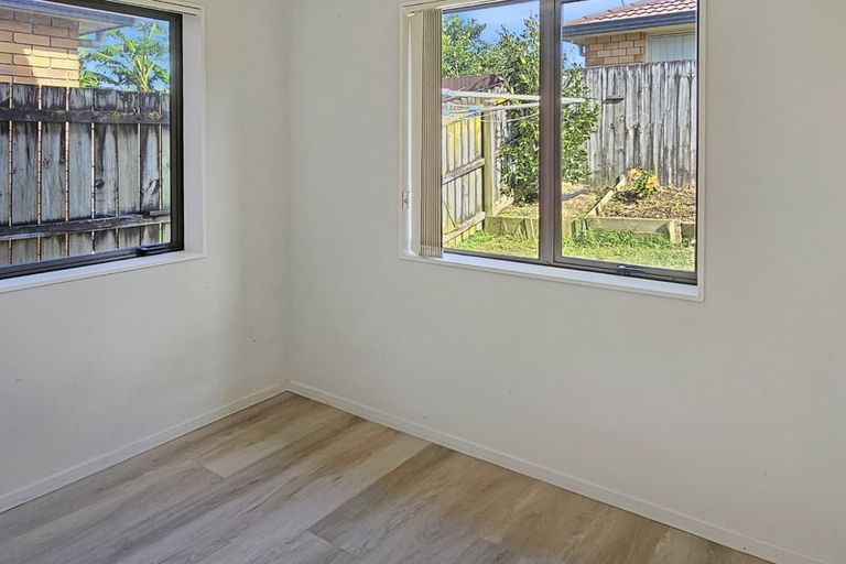 Photo of property in 98d Naylors Drive, Mangere, Auckland, 2022