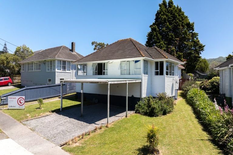 Photo of property in 12 Mexted Crescent, Ranui, Porirua, 5024