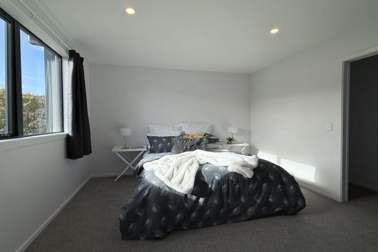 Photo of property in 4b Bathurst Street, Silverstream, Upper Hutt, 5019