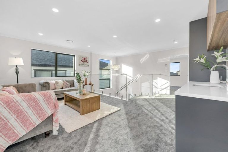 Photo of property in 53 Koromeke Street, Flat Bush, Auckland, 2019