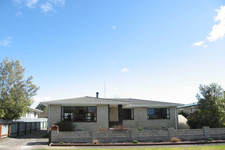 Photo of property in 8 Stiles Avenue, Waipukurau, 4200