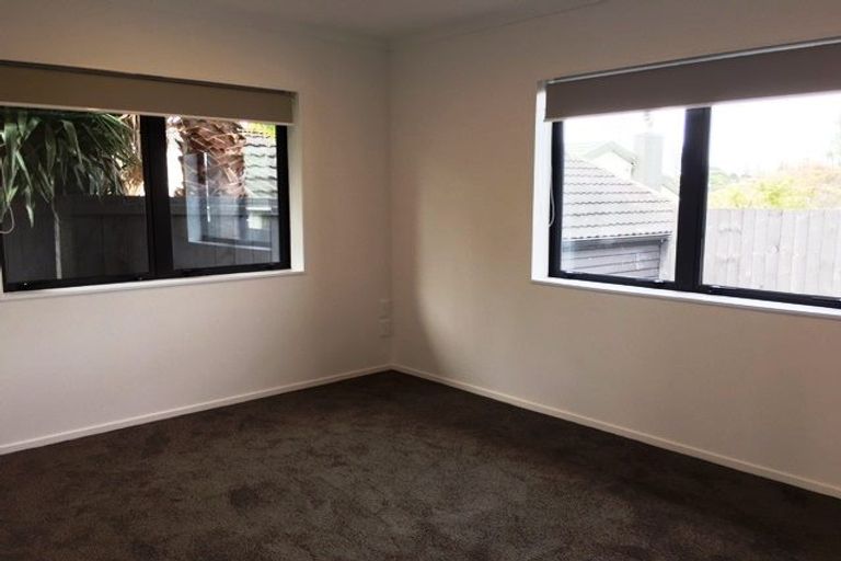 Photo of property in 22 Buller Crescent, Manurewa, Auckland, 2102