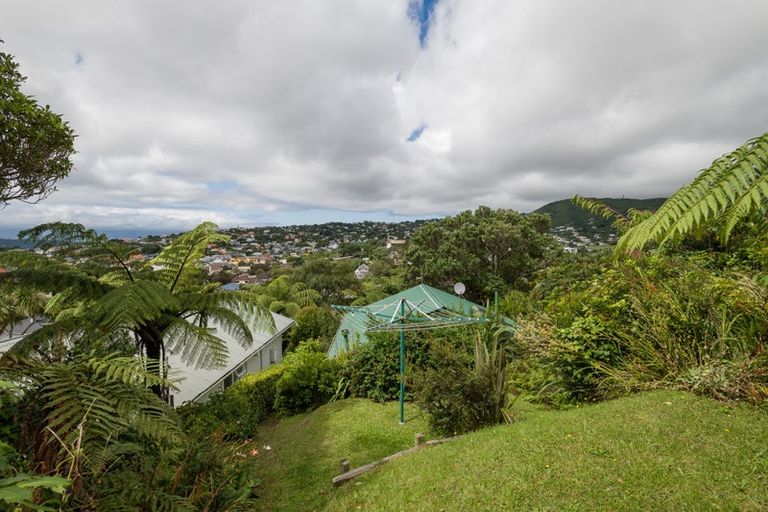Photo of property in 64 Hatton Street, Karori, Wellington, 6012