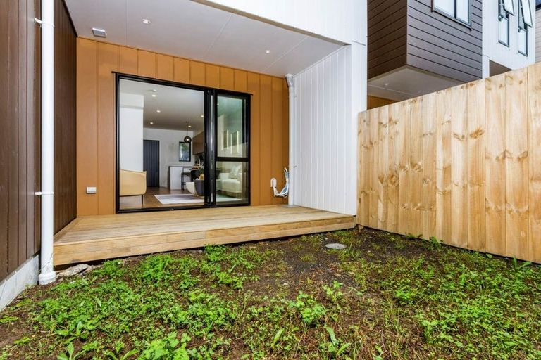 Photo of property in 15/26 Springvale Drive, Fairview Heights, Auckland, 0632