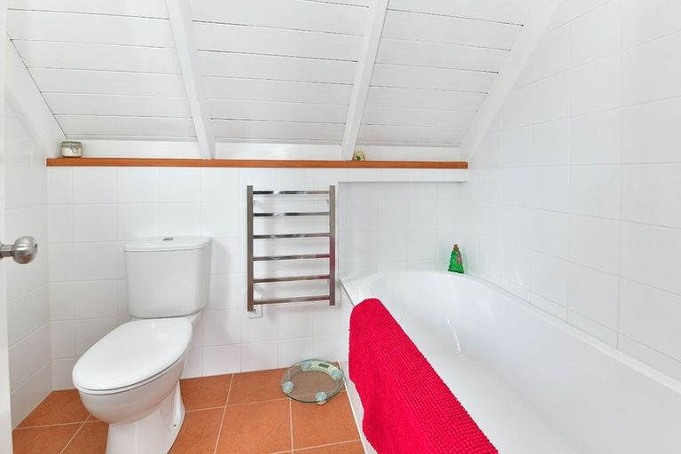 Photo of property in 93 Hobson Road, Lucas Heights, Auckland, 0632