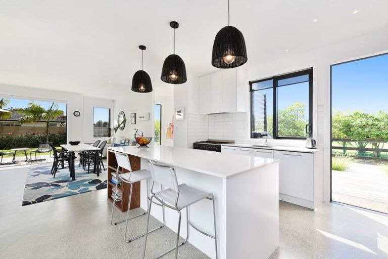 Photo of property in 271 Mangatawhiri Road, Omaha, 0986