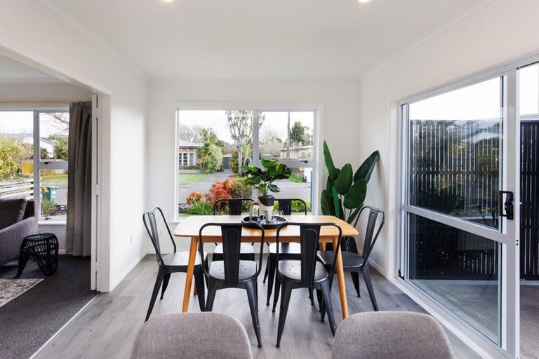 Photo of property in 6 Cremorne Avenue, Hokowhitu, Palmerston North, 4410