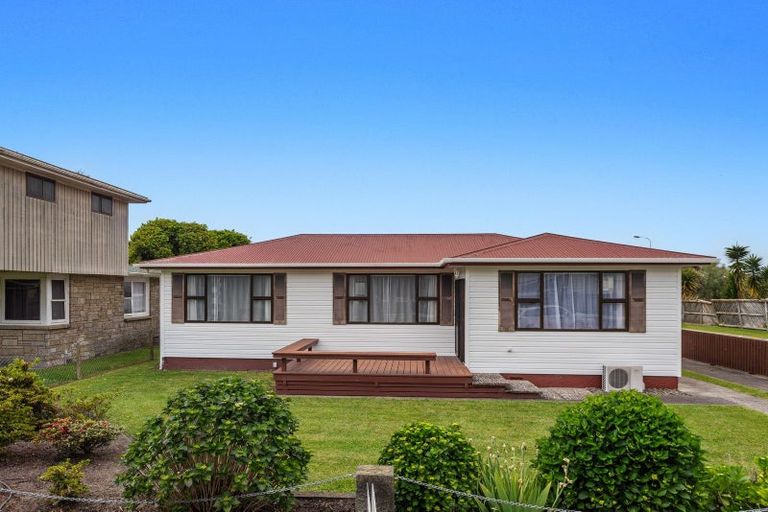 Photo of property in 65 College Road, Edgecumbe, 3120