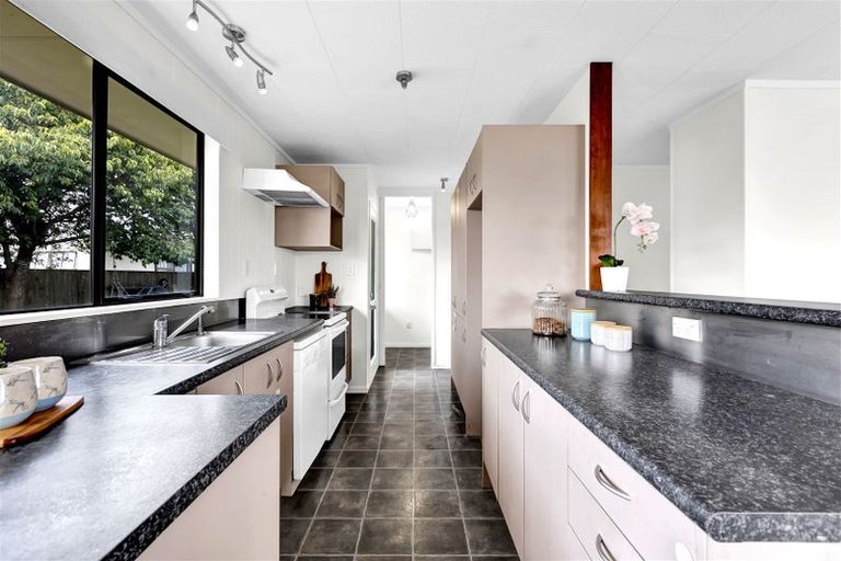 Photo of property in 14 Glasgow Street, Bell Block, New Plymouth, 4312