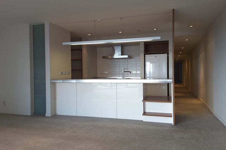 Photo of property in Piermont Apartments, 4e/82 Cable Street, Te Aro, Wellington, 6011
