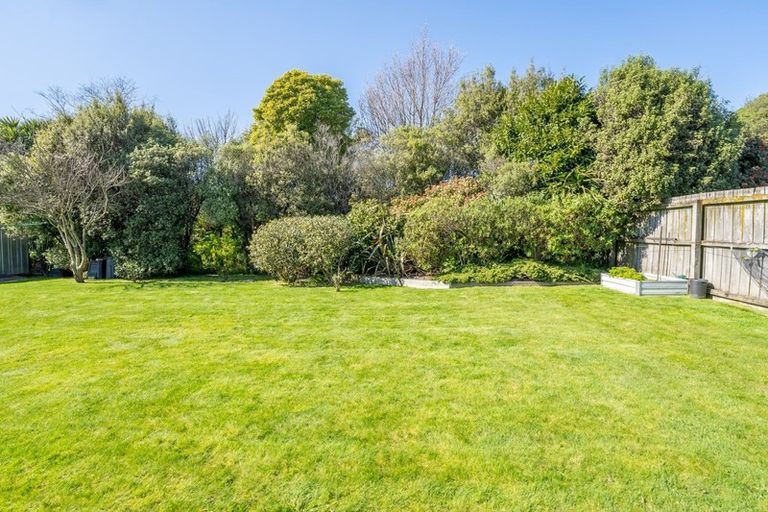 Photo of property in 20 Hoult Crescent, Monaco, Nelson, 7011