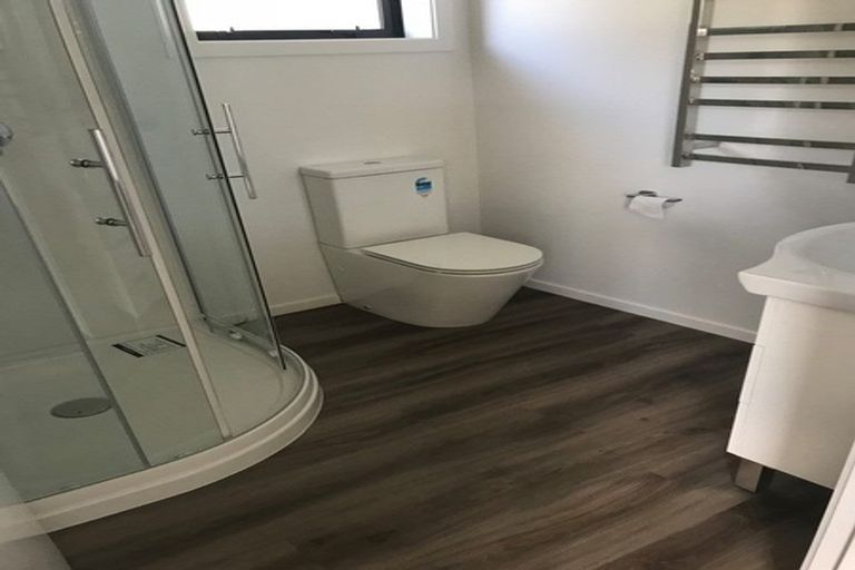 Photo of property in 62a Golders Road, Elderslea, Upper Hutt, 5018