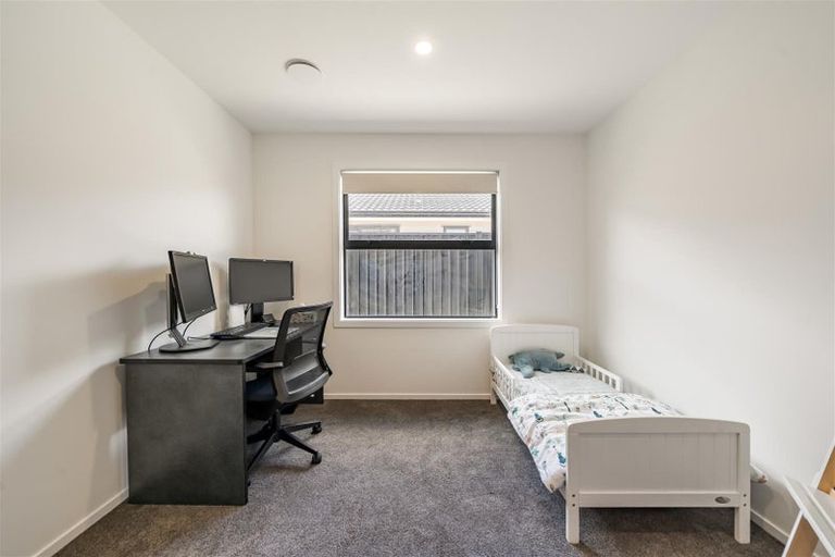 Photo of property in 3 Dahl Drive, Wallaceville, Upper Hutt, 5018