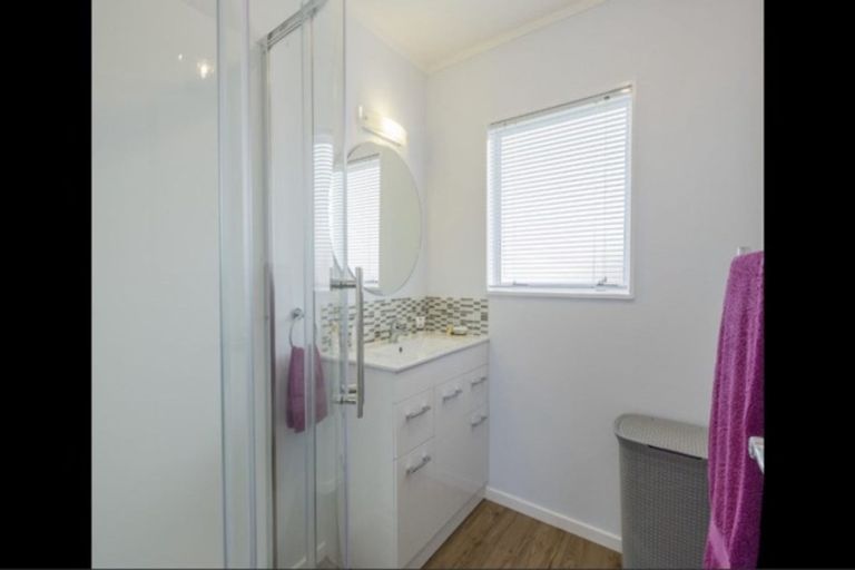 Photo of property in 13 Vogel Street, Levin, 5510