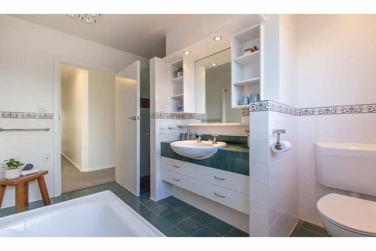 Photo of property in 1 Ferniehurst Street, Somerfield, Christchurch, 8024