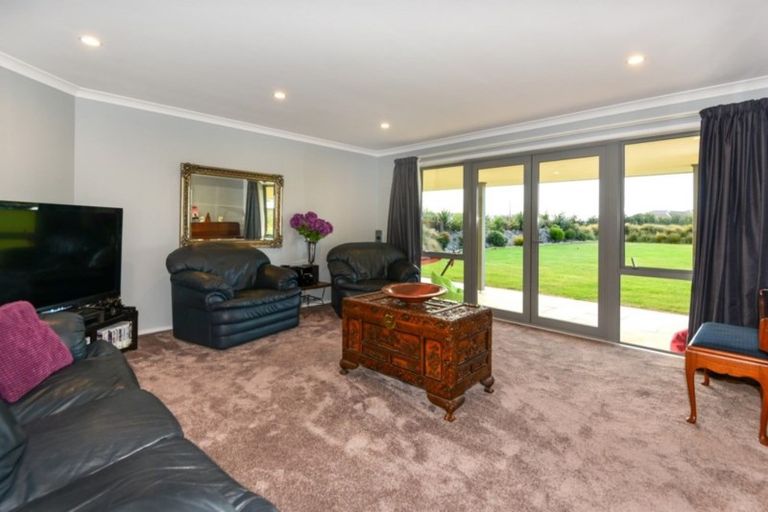 Photo of property in 5 Landsborough Drive, Darfield, 7571