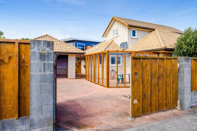 Photo of property in 1 Wilson Road, Opunake, 4616