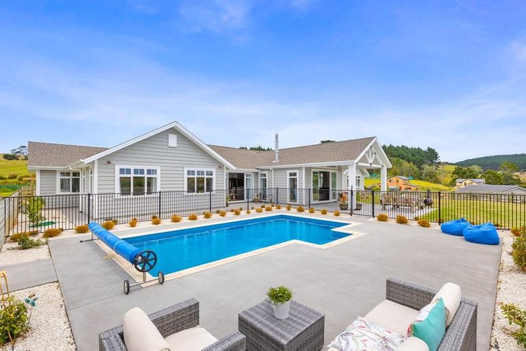 Photo of property in 261 Fletcher Road, Waimauku, 0881