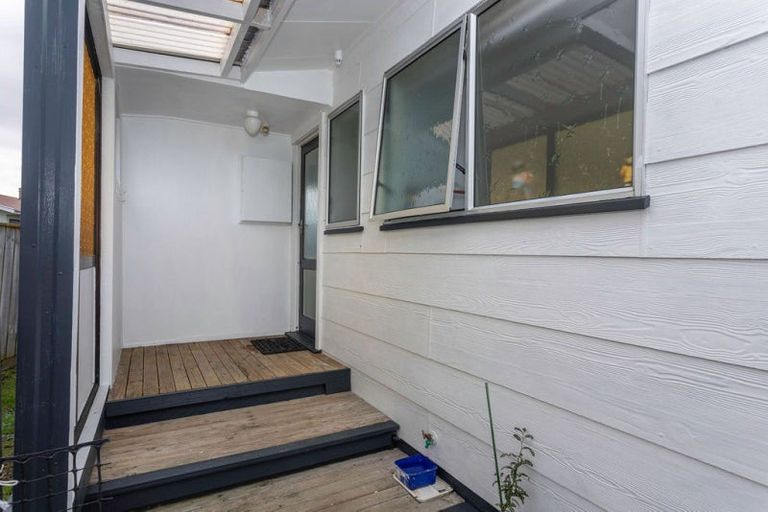 Photo of property in 8 Mccallum Street, Dannevirke, 4930