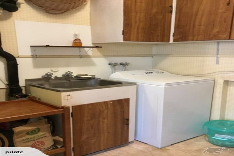 Photo of property in 83 Clyde Crescent, Roslyn, Palmerston North, 4414