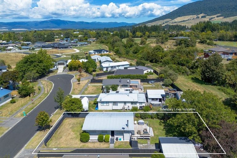 Photo of property in 20 Runuku Grove, Turangi, 3334