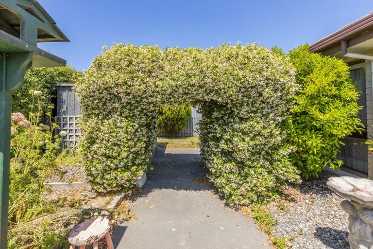 Photo of property in 46-48 Coventry Avenue, Tamatea, Napier, 4112