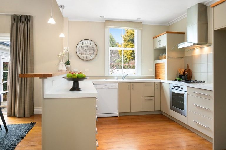 Photo of property in 32 Alpha Street, Cambridge, 3434