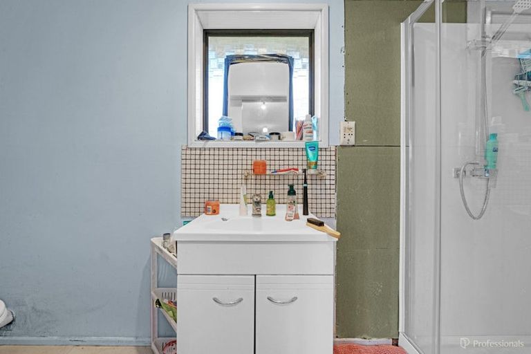 Photo of property in 8 Buckland Road, Mangere East, Auckland, 2024