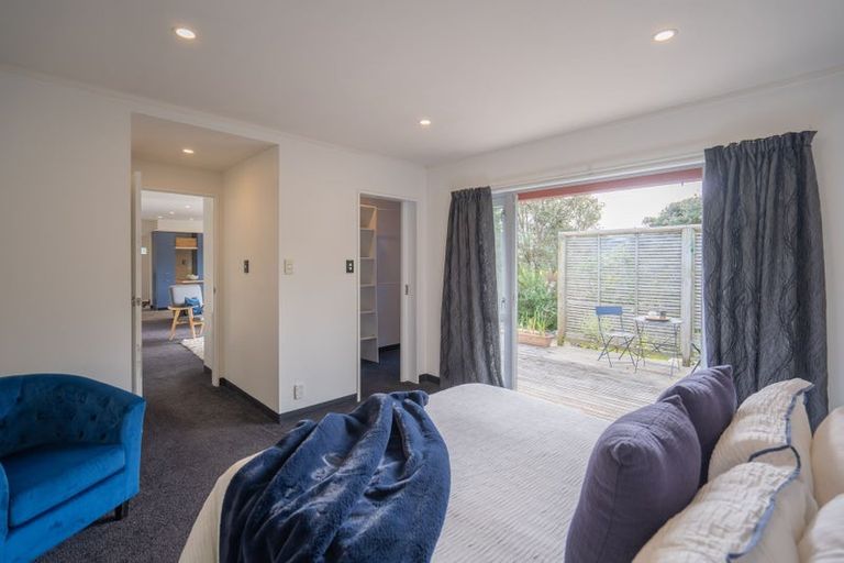 Photo of property in 52 Rutherford Drive, Waikanae Beach, Waikanae, 5036