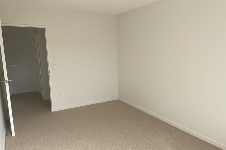 Photo of property in 2/53 Orrick Crescent, Avondale, Christchurch, 8061