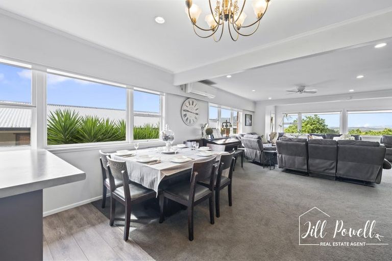 Photo of property in 2 Bickerstaffe Road, Maungaturoto, 0520