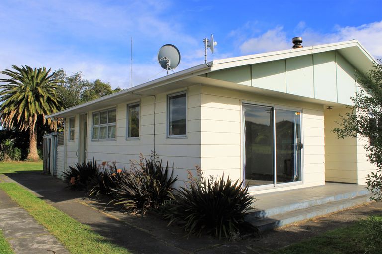 Photo of property in 72 Tyndall Road, Outer Kaiti, Gisborne, 4010