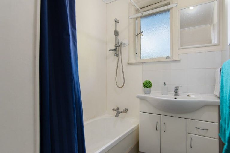 Photo of property in 18 Surrey Grove, Parkvale, Tauranga, 3112