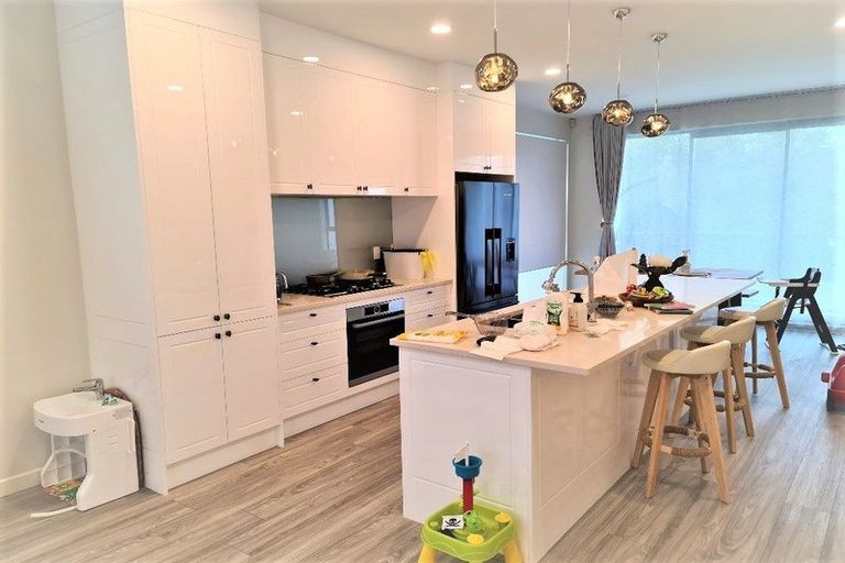 Photo of property in 1 Waka Street, Albany Heights, Auckland, 0632