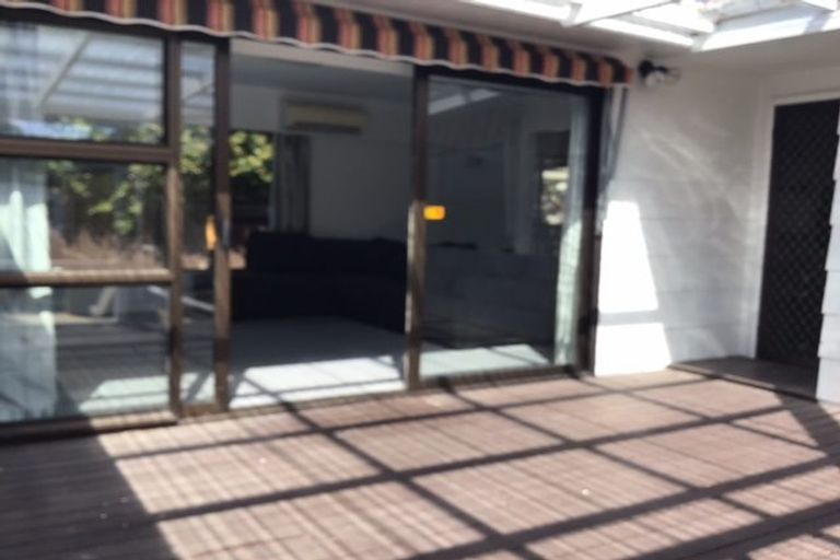 Photo of property in 2/5 Nelson Avenue, Northcote Point, Auckland, 0627